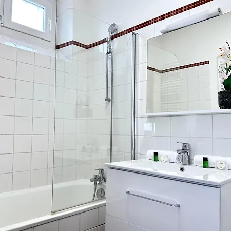 Apartment Welcoming & Cosy Flat Near Republique