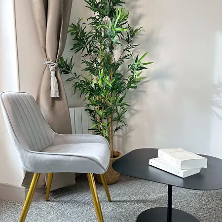 Welcoming & Cosy Flat Near Republique Apartman *