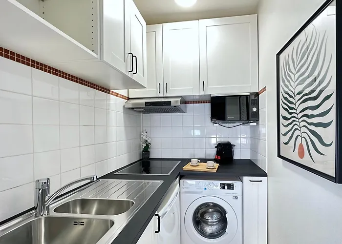Cozy & Welcoming Near Bastille